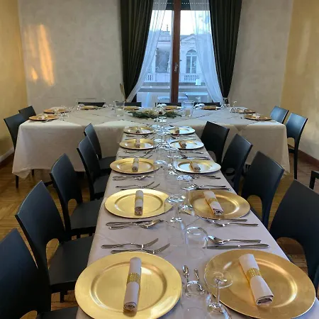 Domus Victoria Pensión 4*