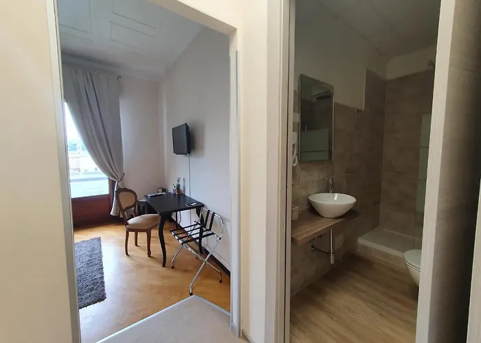 Πανσιόν Domus Victoria 4*