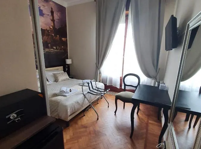 Domus Victoria 招待所 4*