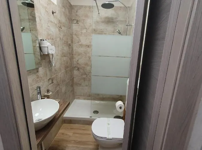 Domus Victoria 招待所 4*